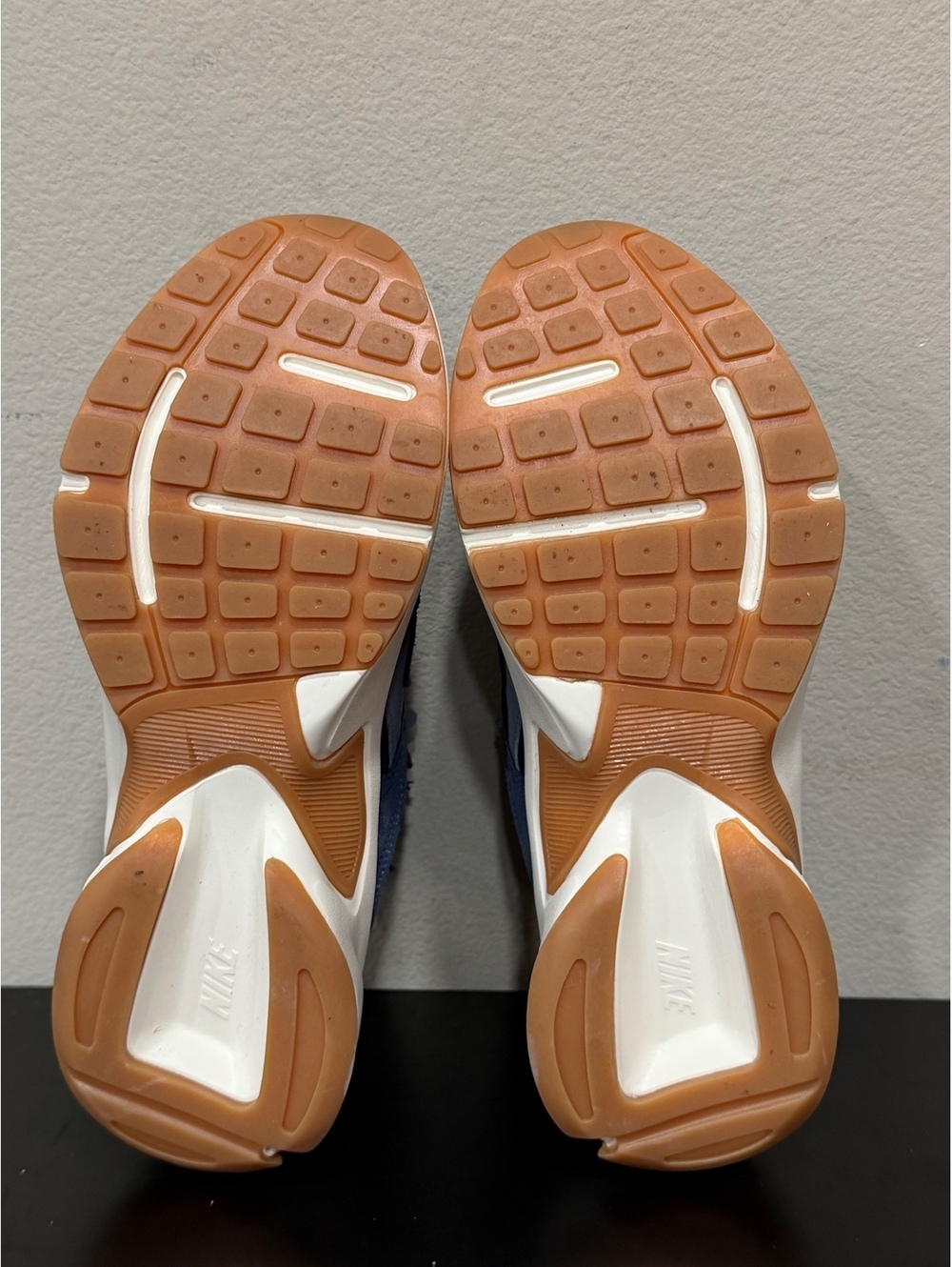 Size 10 - Nike Women’s AL8 “Denim” - Picture 4 of 6
